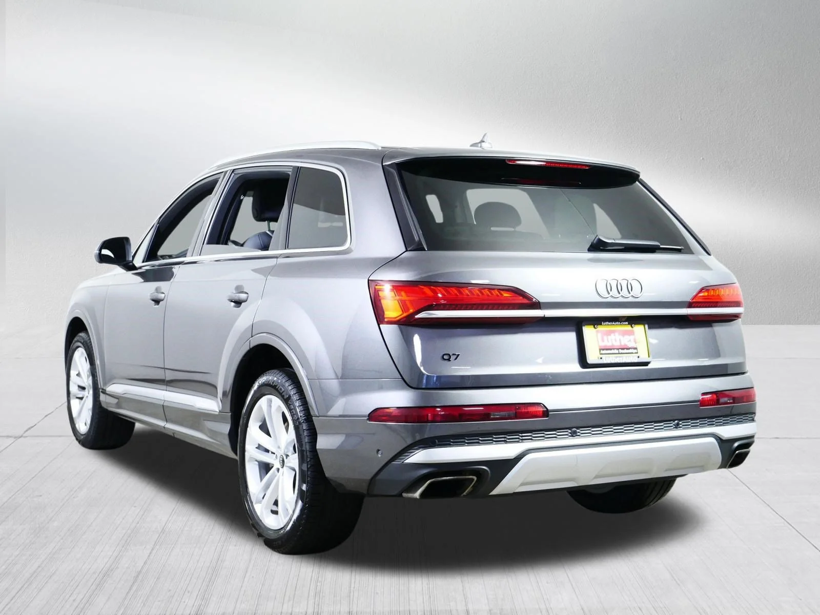 2025 Audi Q7 Premium Plus - Photo 5