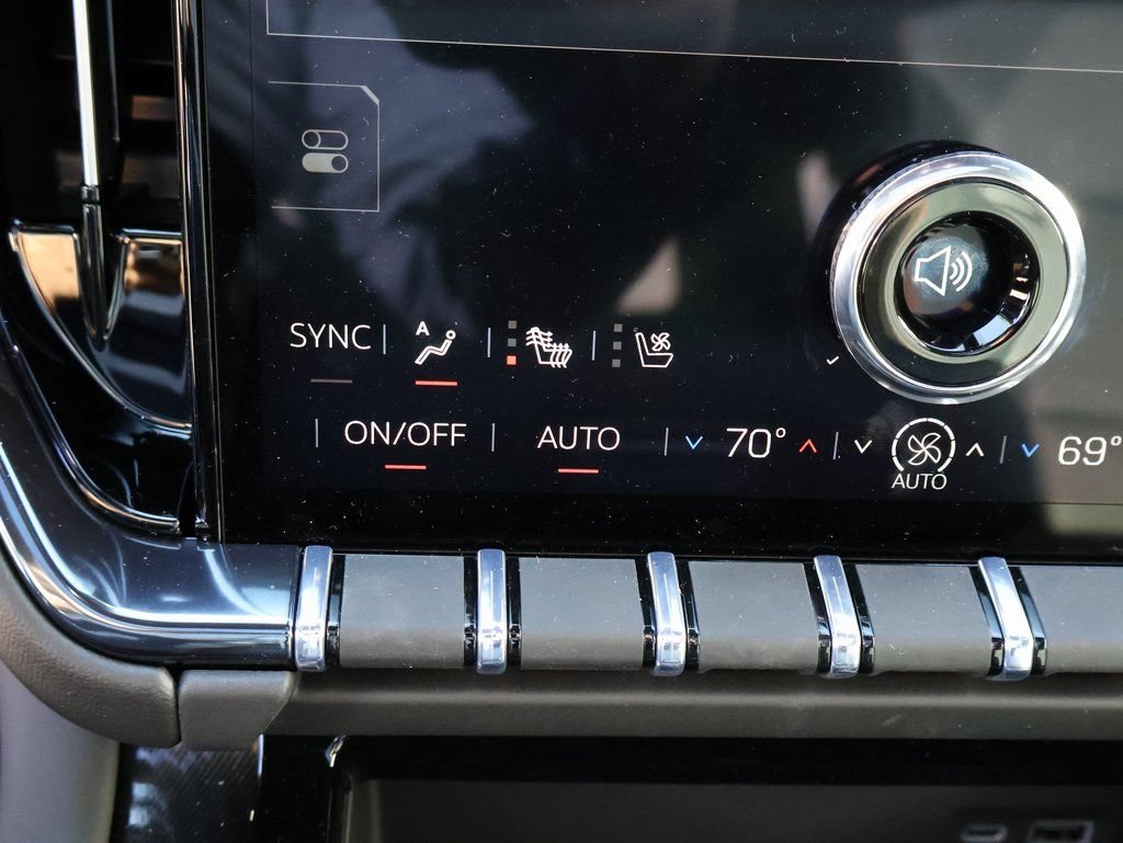 2026 GMC Yukon XL AT4 - Photo 35