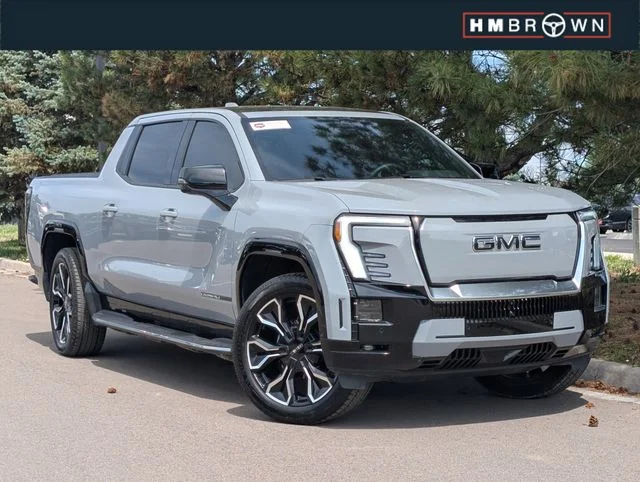 2024 GMC Sierra Denali Edition 1 Crew Cab Short Box e4WD's photo