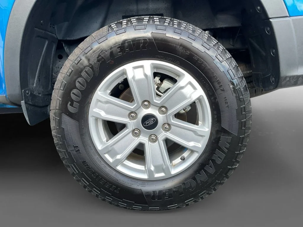 Used 2025 Blue Ford XL image 8