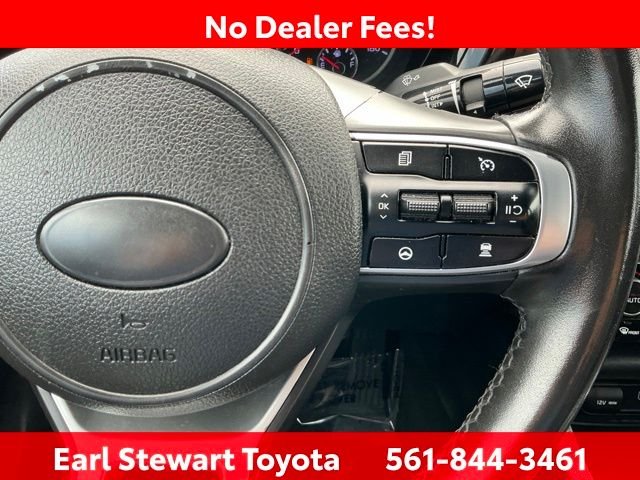 Used 2021 White Kia GT-Line image 47