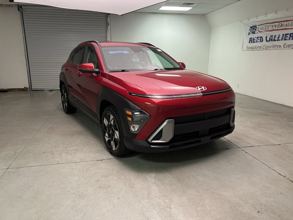 2025 Hyundai Kona SEL - Photo 1