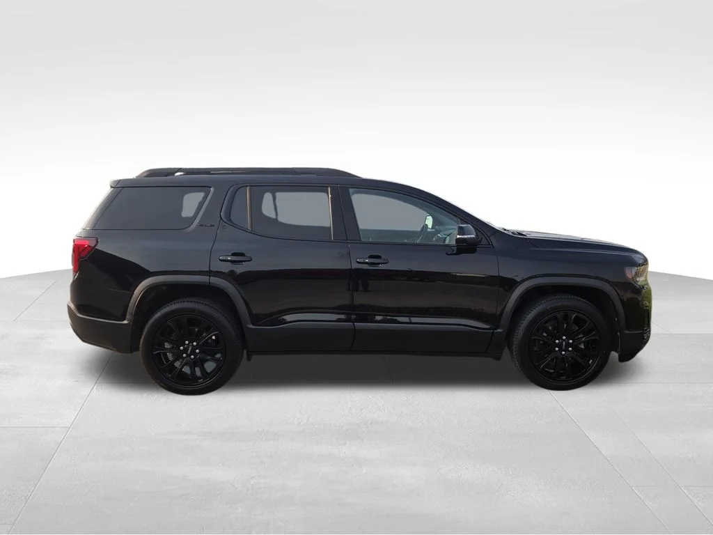 Used 2023 Black GMC SLE image 3