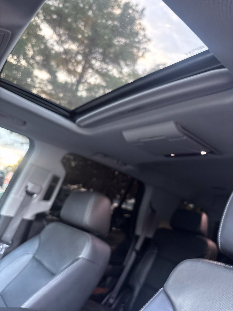 Used 2019 Gray Chevrolet Premier image 18
