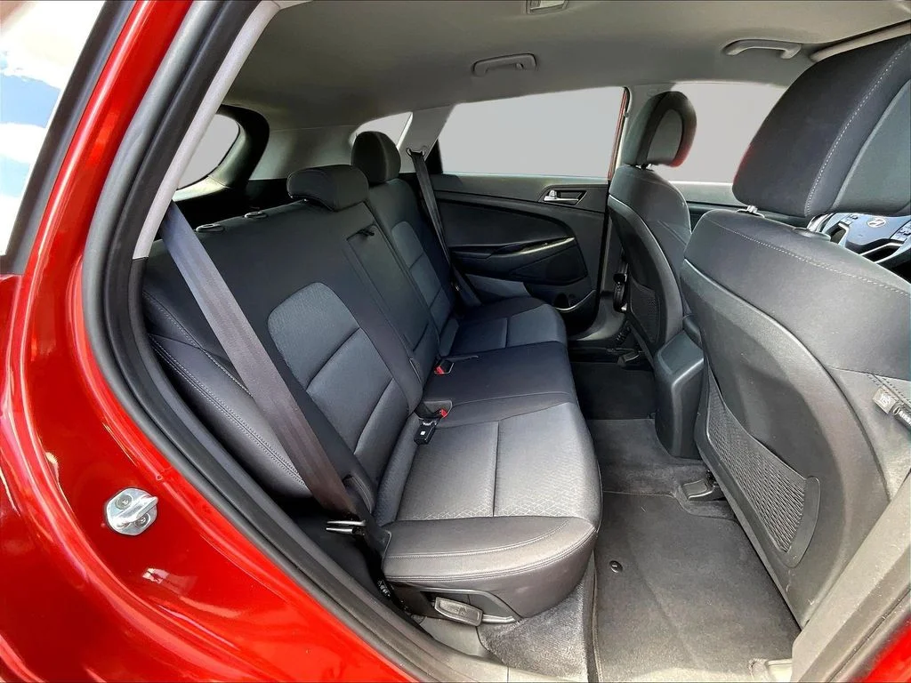Used 2017 Orange Hyundai SE image 22