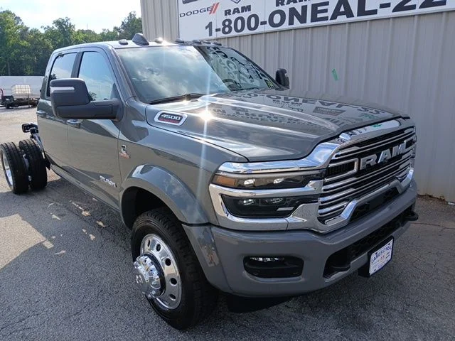 2026 RAM 4500 Big Horn 4X4 Crew Cab DRW 173" WB's photo