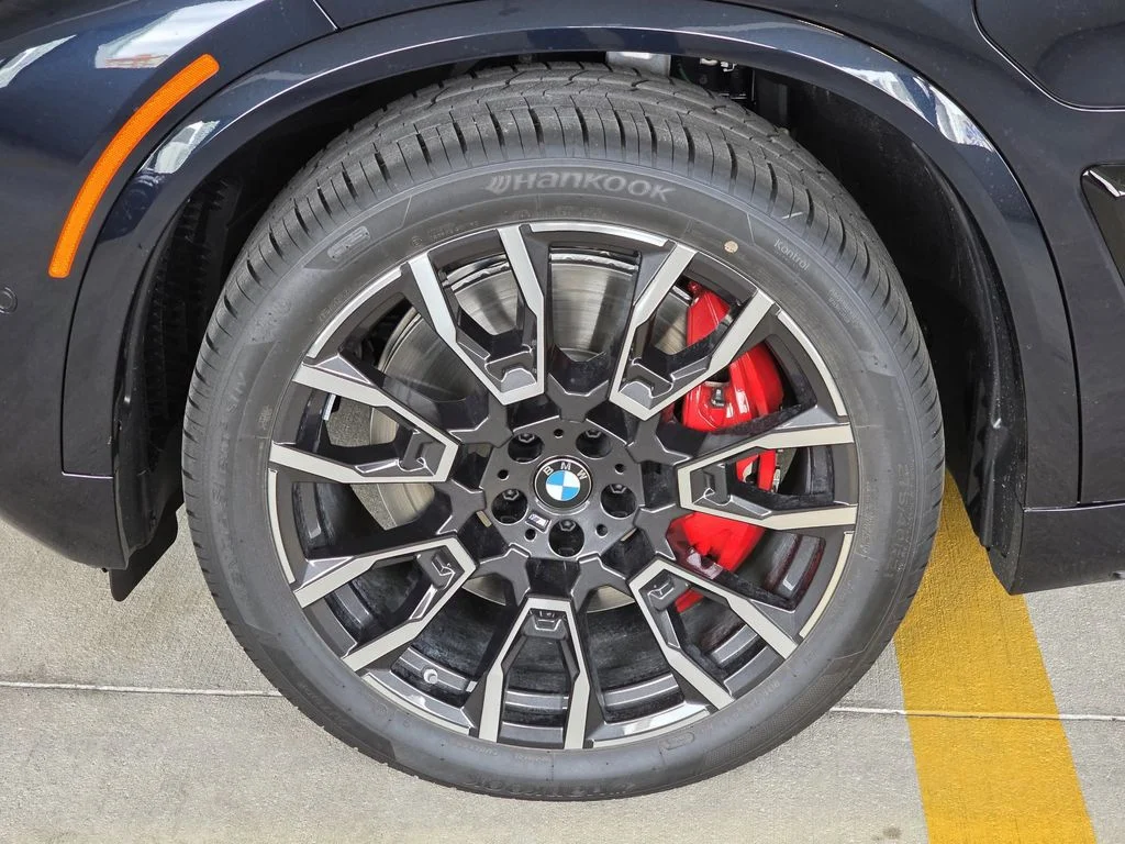 New 2026 Carbon Black Metallic BMW xDrive50e image 5
