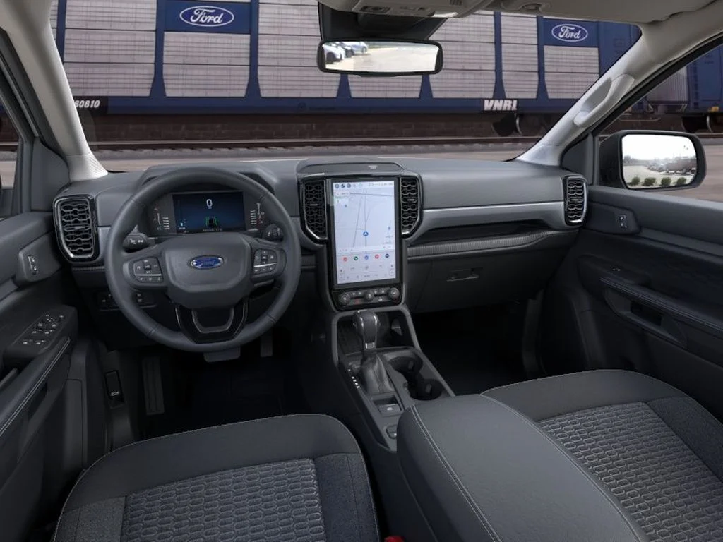 New 2026 Oxford White Ford XLT image 9