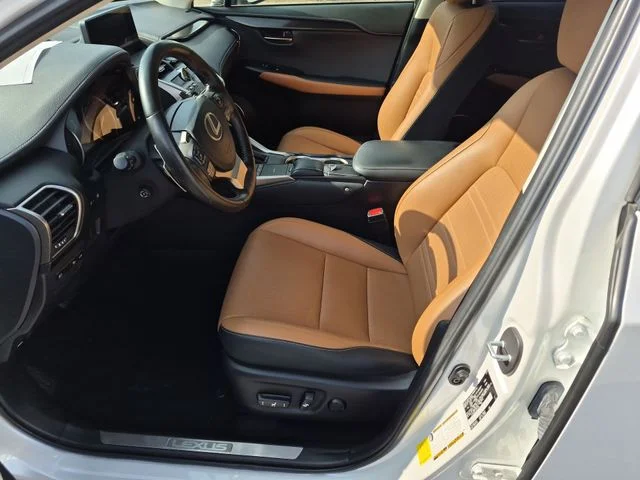 Used 2020 White Lexus 300h image 14