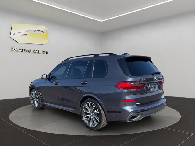 Used 2022 Arctic Grey Metallic BMW M50i image 5