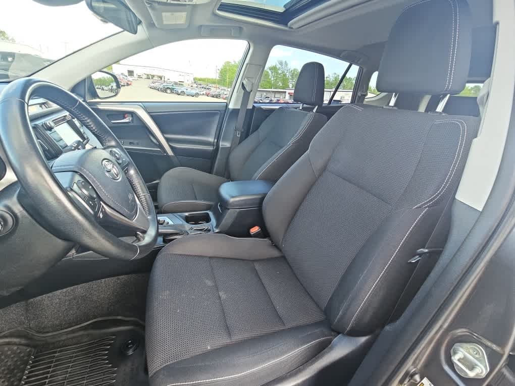 Used 2018 Magnetic Gray Metallic Toyota XLE image 11