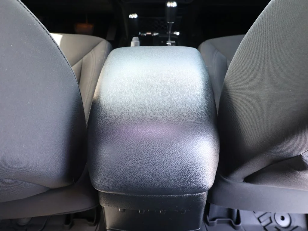 Used 2016 Beige Jeep Unlimited Sport image 21