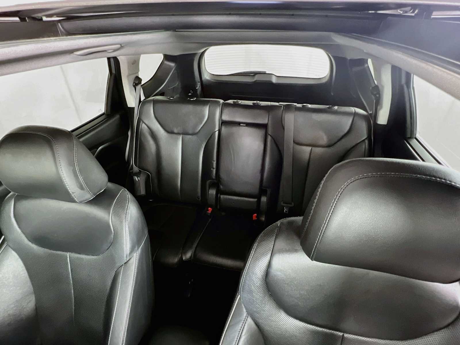 Used 2021 Shimmering Silver Hyundai Limited image 23