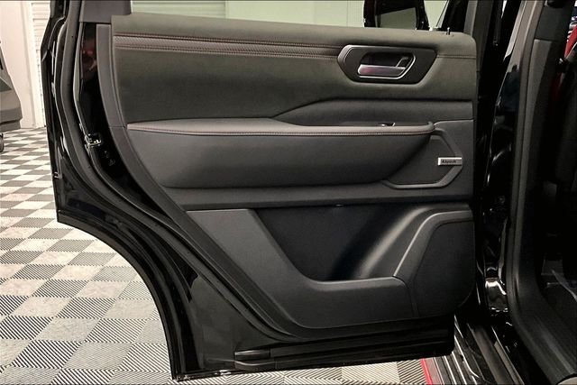 New 2026 Black Diamond Pearl Nissan NISMO image 33