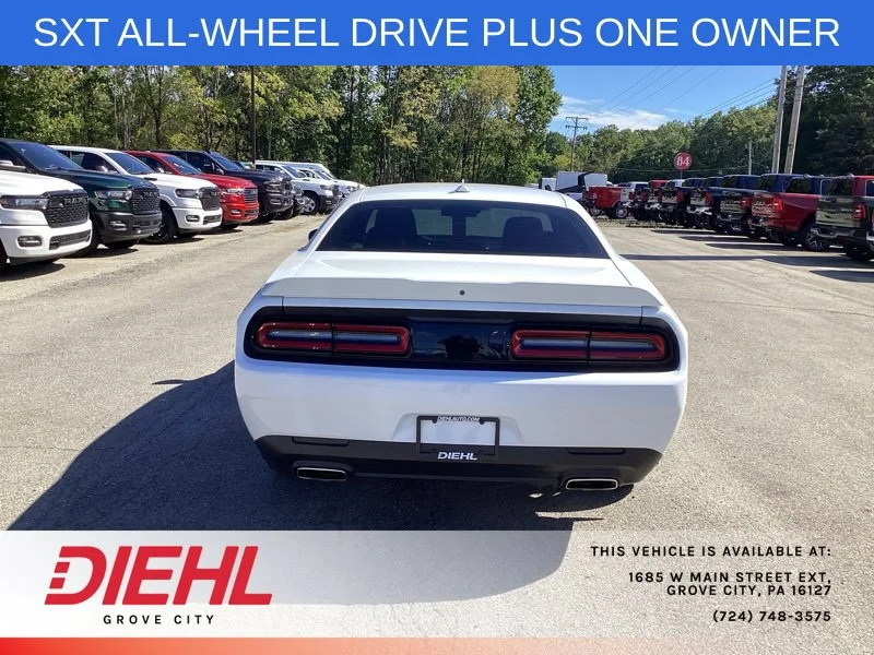 Used 2021 White Dodge SXT image 6