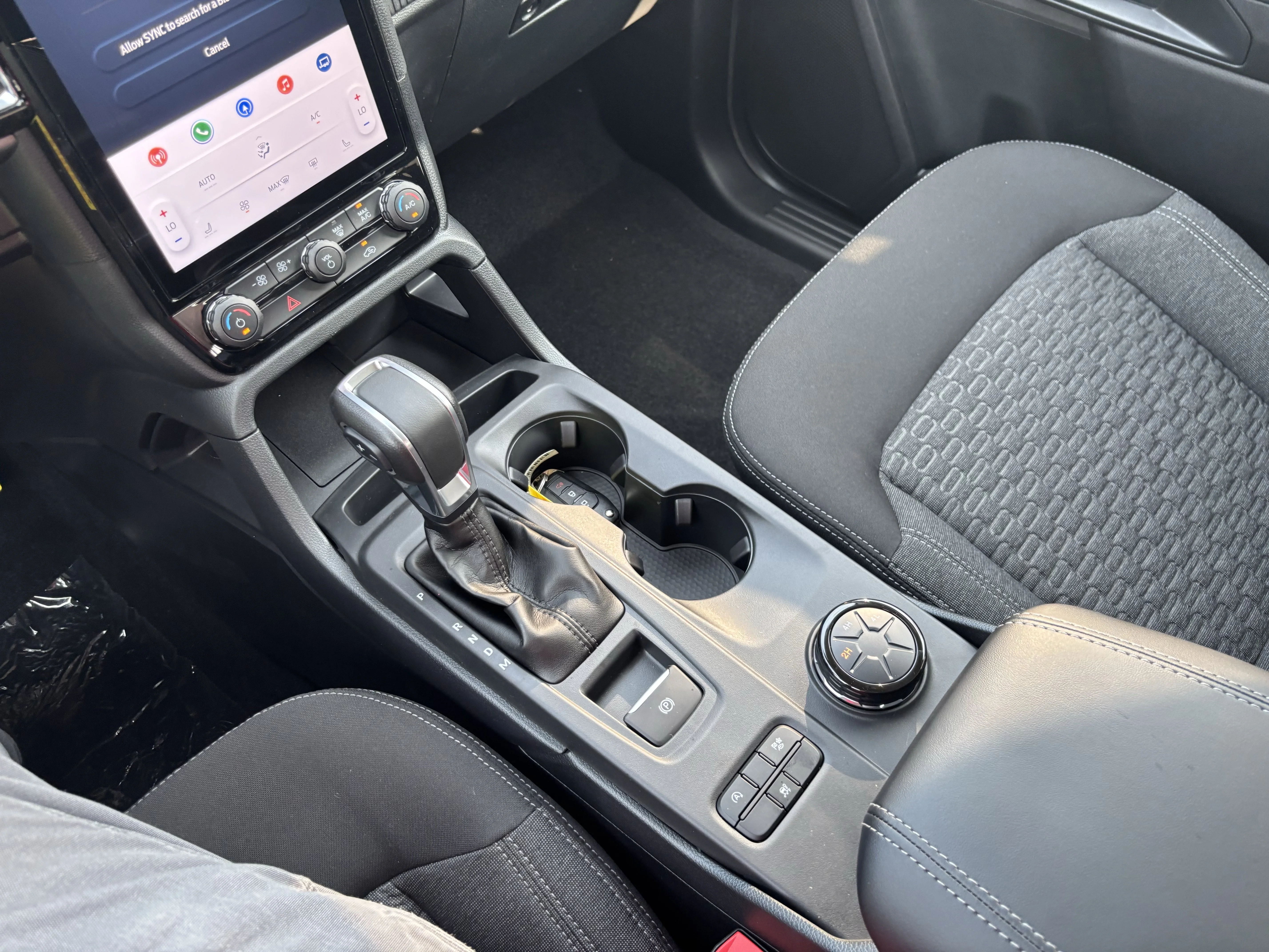 New 2026 Carbonized Gray Metallic Ford XLT image 29