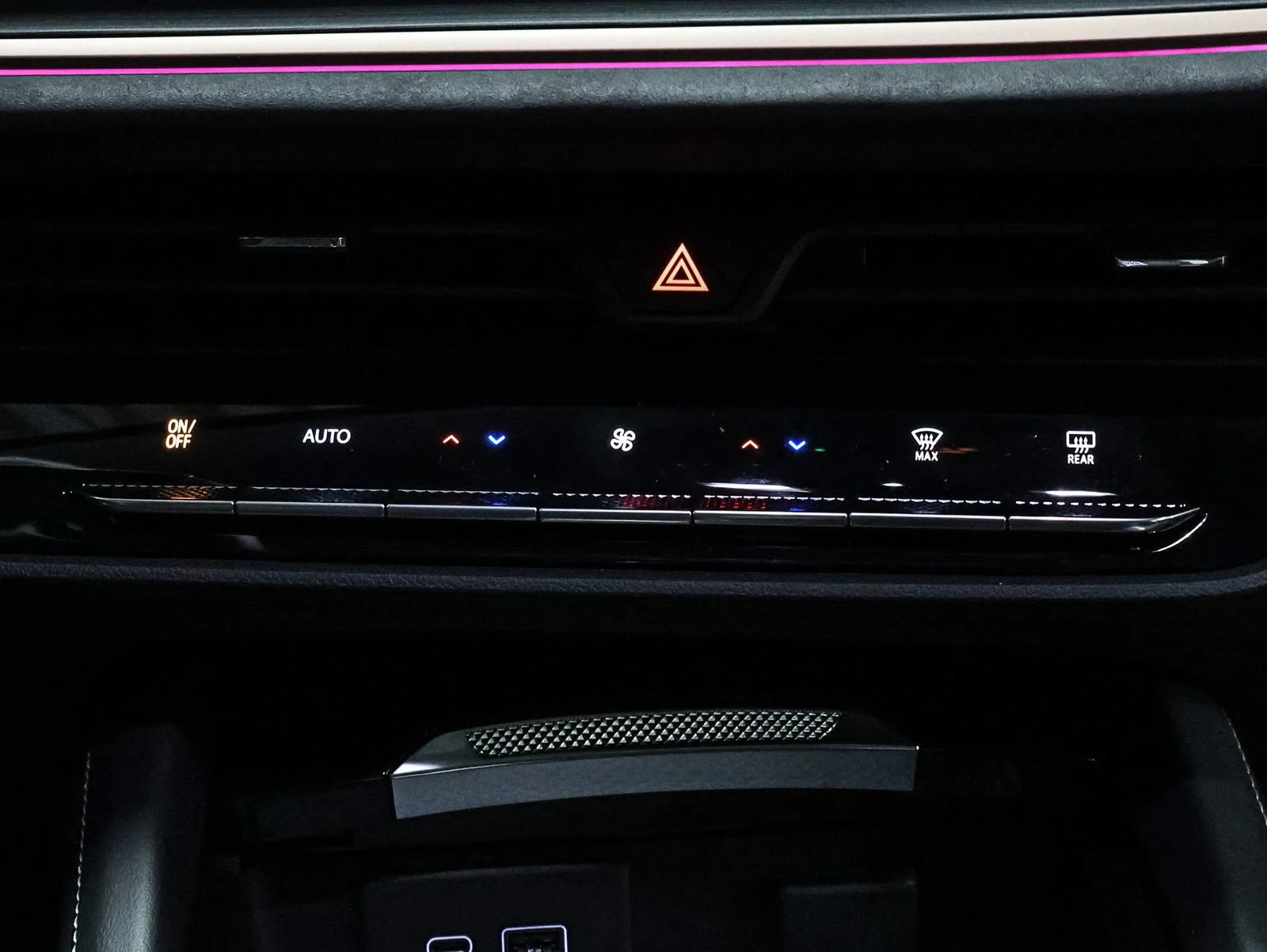 2026 Buick Envision Sport Touring - Photo 28