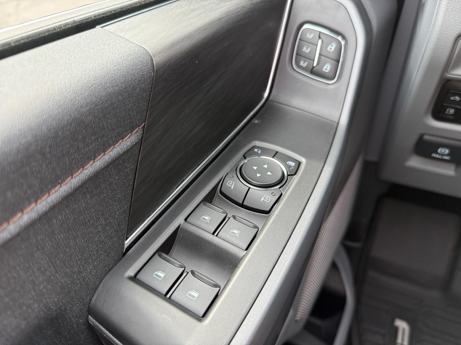 New 2026 Blue Ford Lariat image 28