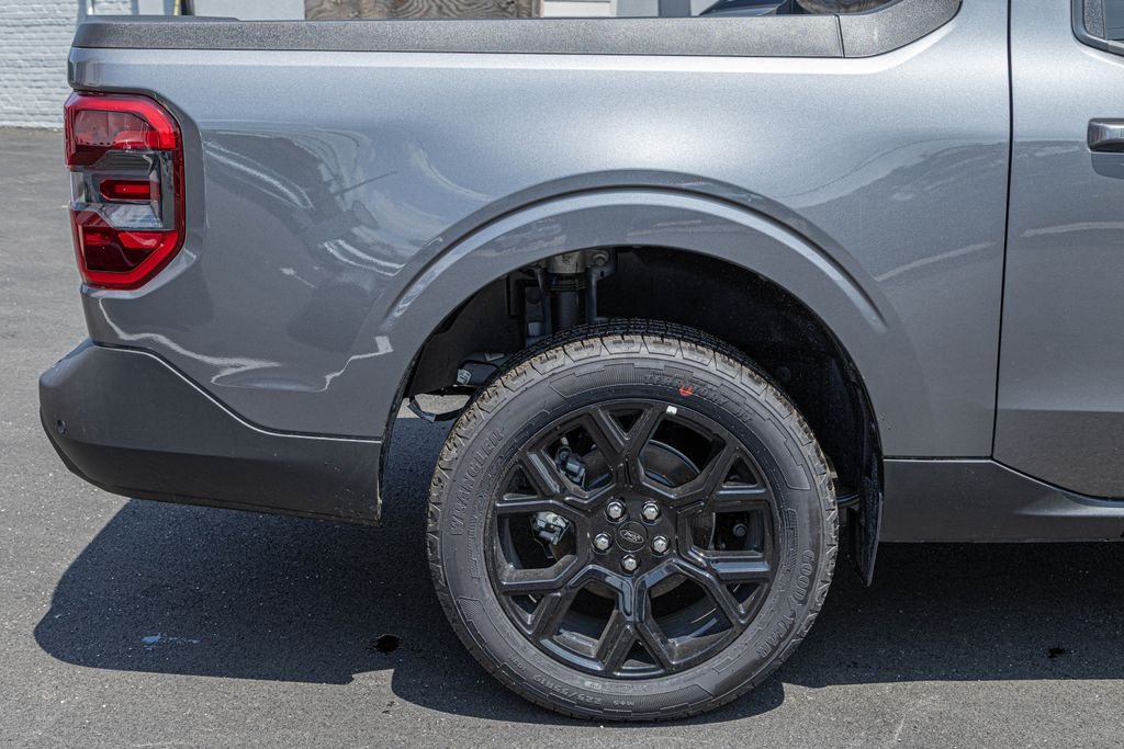 New 2026 Carbonized Gray Metallic Ford Lariat® image 8