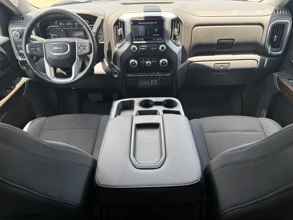 Used 2022 Gray GMC Elevation image 22