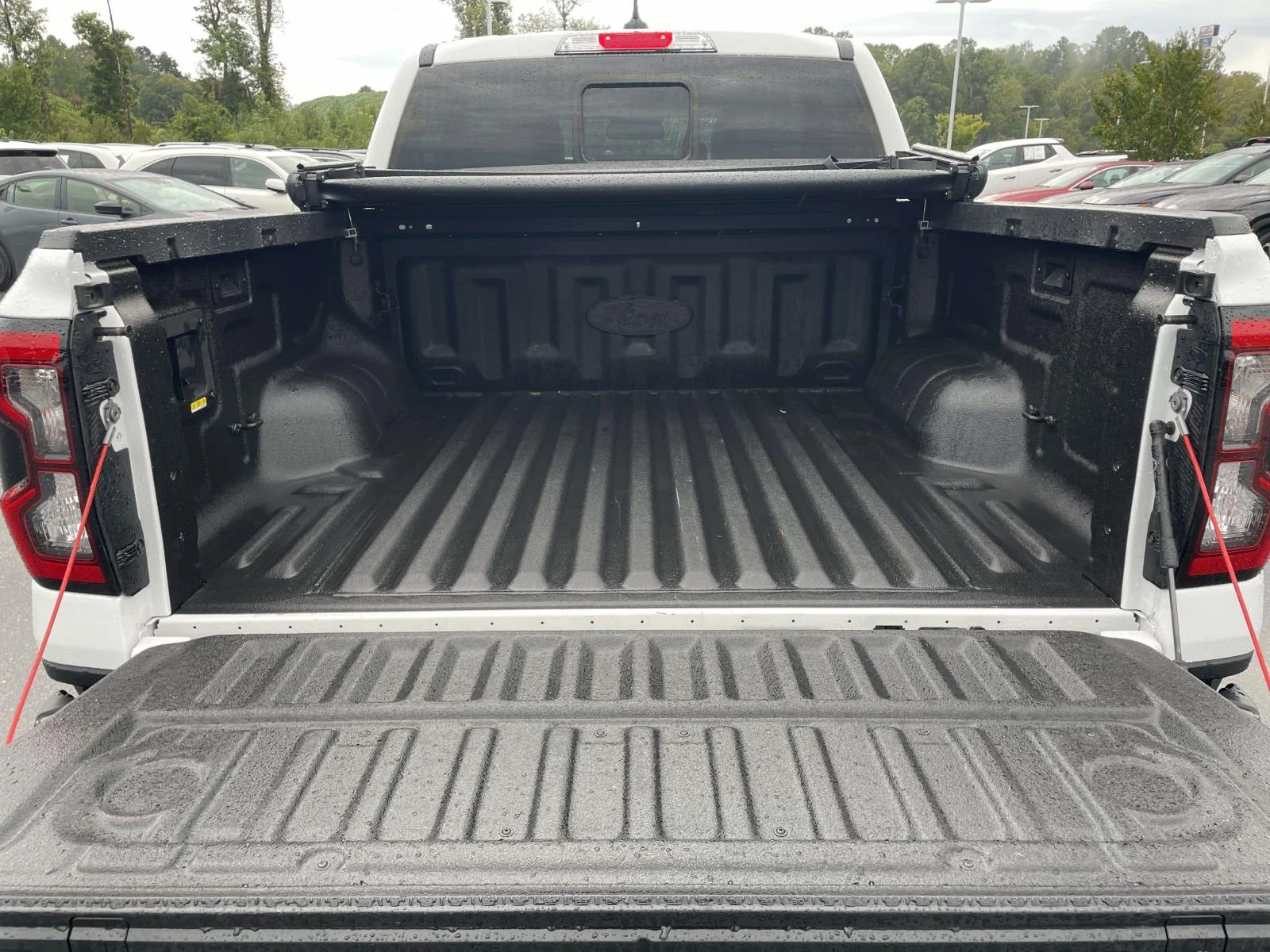Used 2024 Oxford White Ford LARIAT image 33