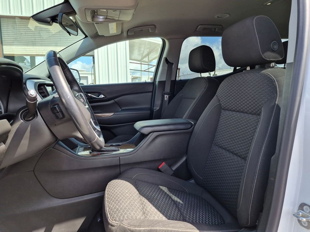 Used 2018 White GMC SLE-1 image 14