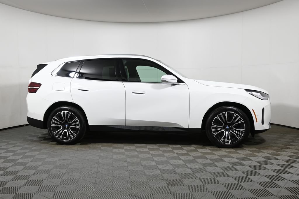 Used 2026 Alpine White BMW 30 xDrive image 8