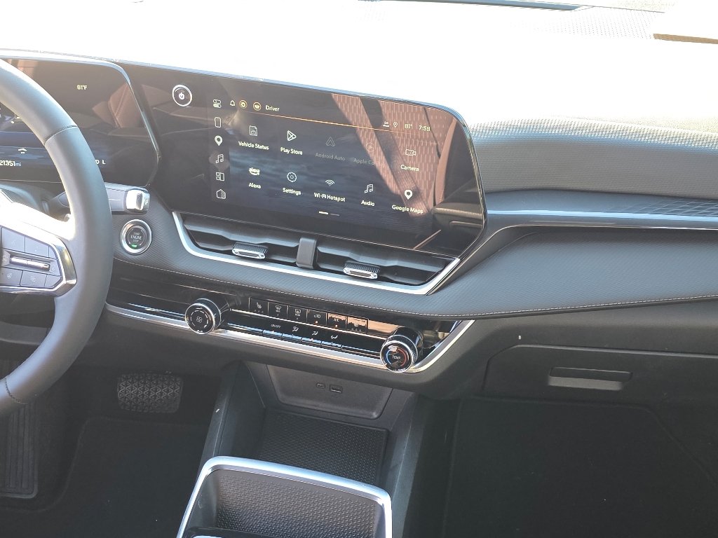 Certified Used 2025 Mosaic Black Metallic Chevrolet LT image 3