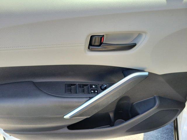 Certified Used 2023 WIND CHILL PEARL Toyota  image 16
