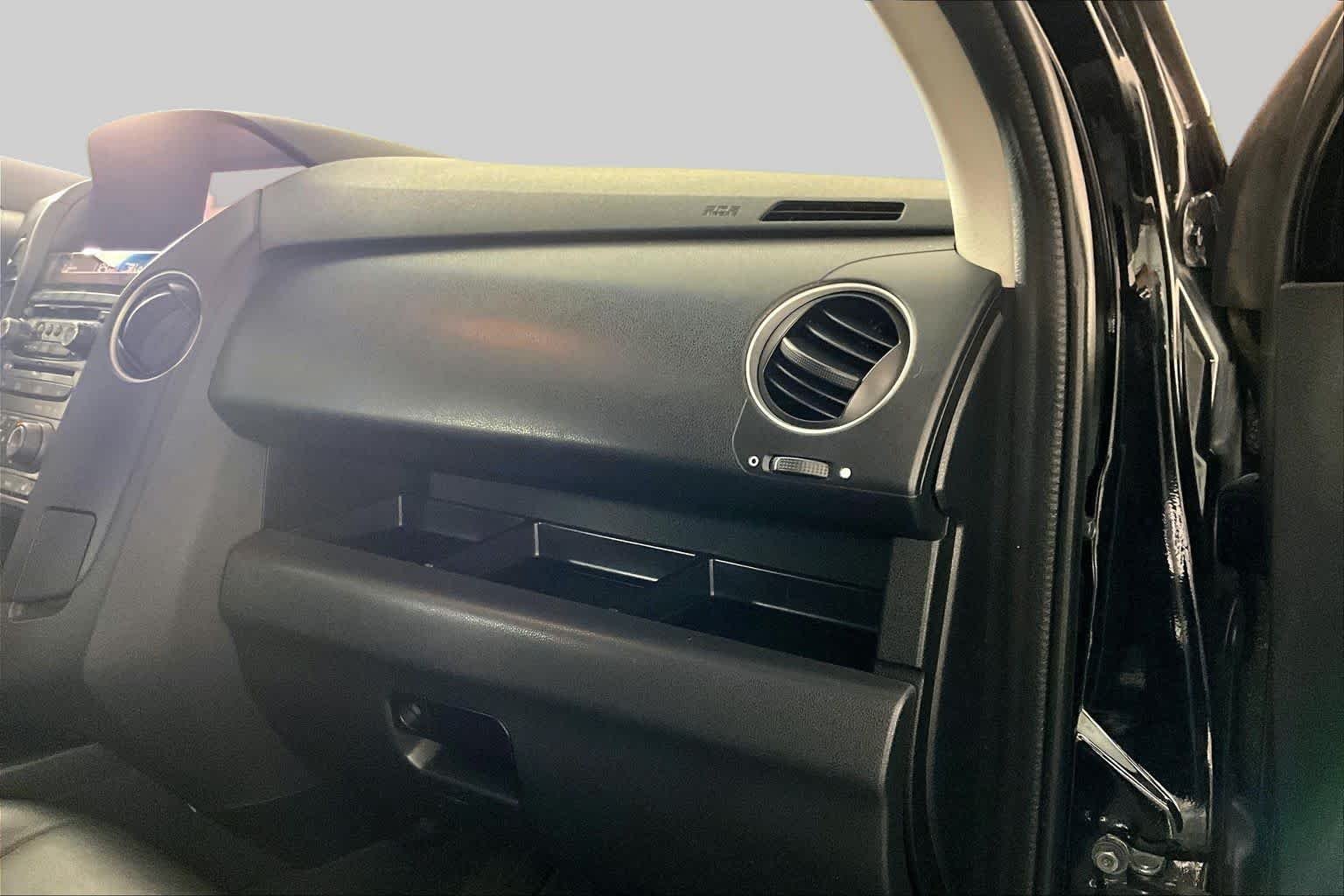 Used 2015 Crystal Black Pearl Honda Touring image 17