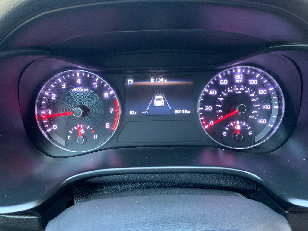 Used 2023 Aurora Black Kia LXS image 15
