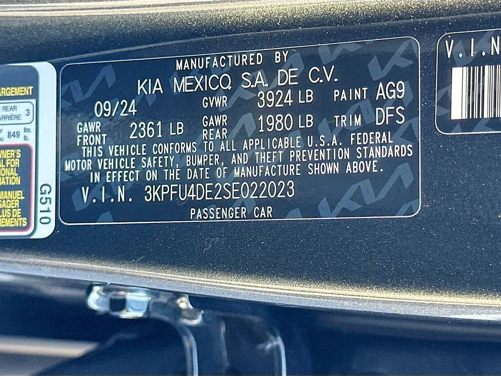 Certified Used 2025 Gray Kia EX image 29