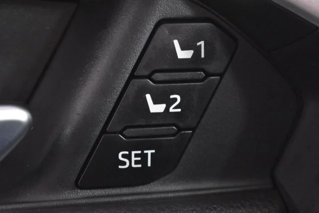 Used 2021 Black Toyota XLE Premium image 33