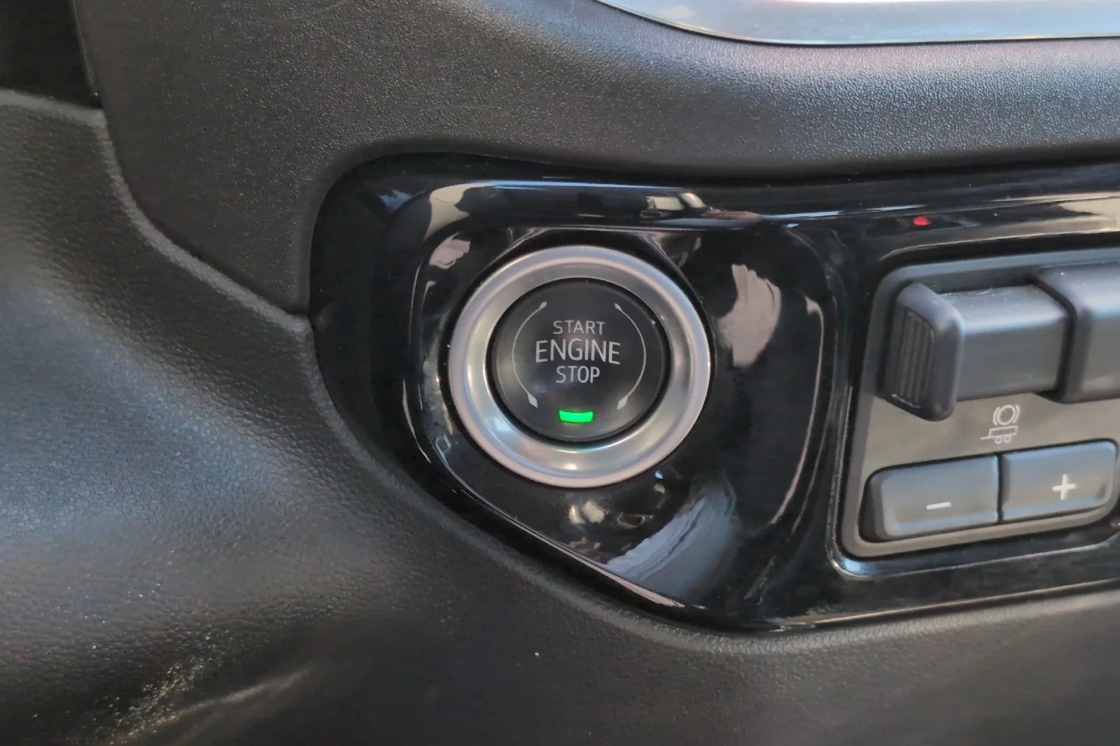 2024 Chevrolet Silverado 1500 RST - Photo 23