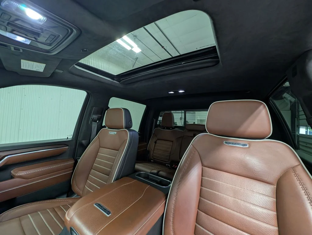 Used 2024 White Frost Tri-Coat GMC Denali Ultimate image 14