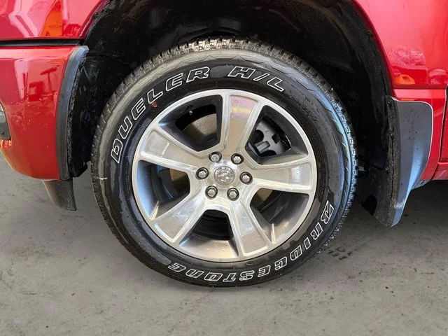 New 2026 Molten Red Pearl-Coat Exterior Paint RAM Express image 9