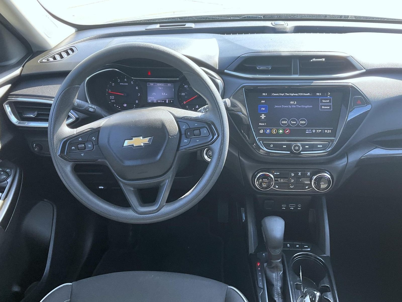 Used 2023 Gray Chevrolet LT image 14