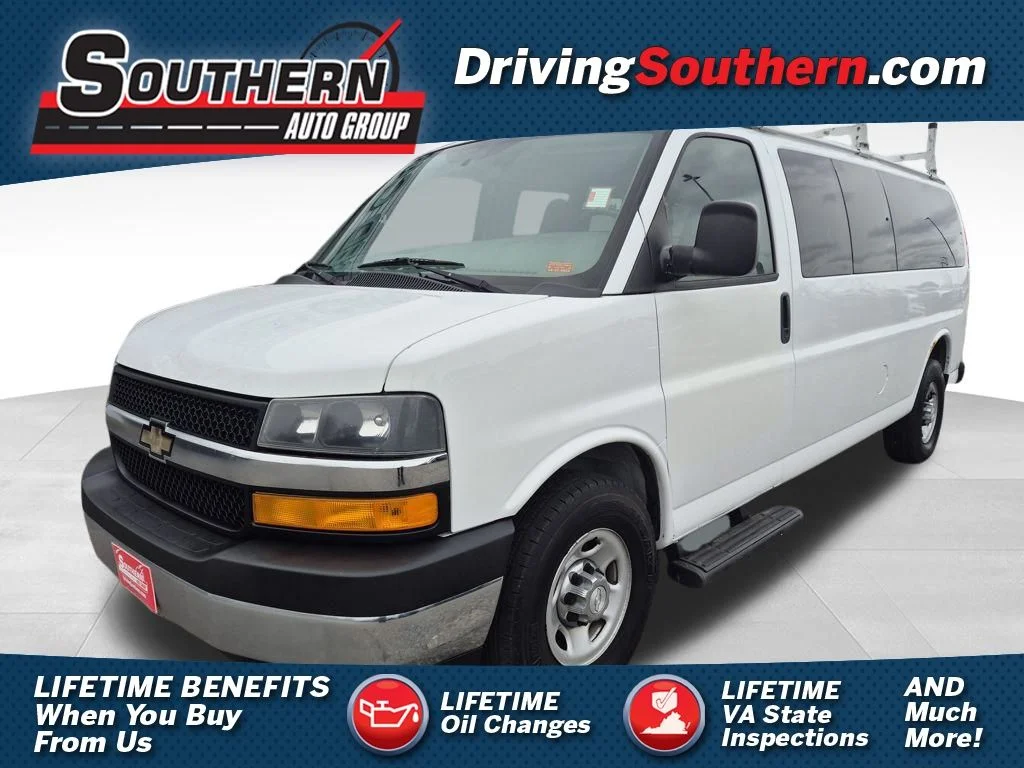 2017 Chevrolet Express 3500 LS Extended's photo