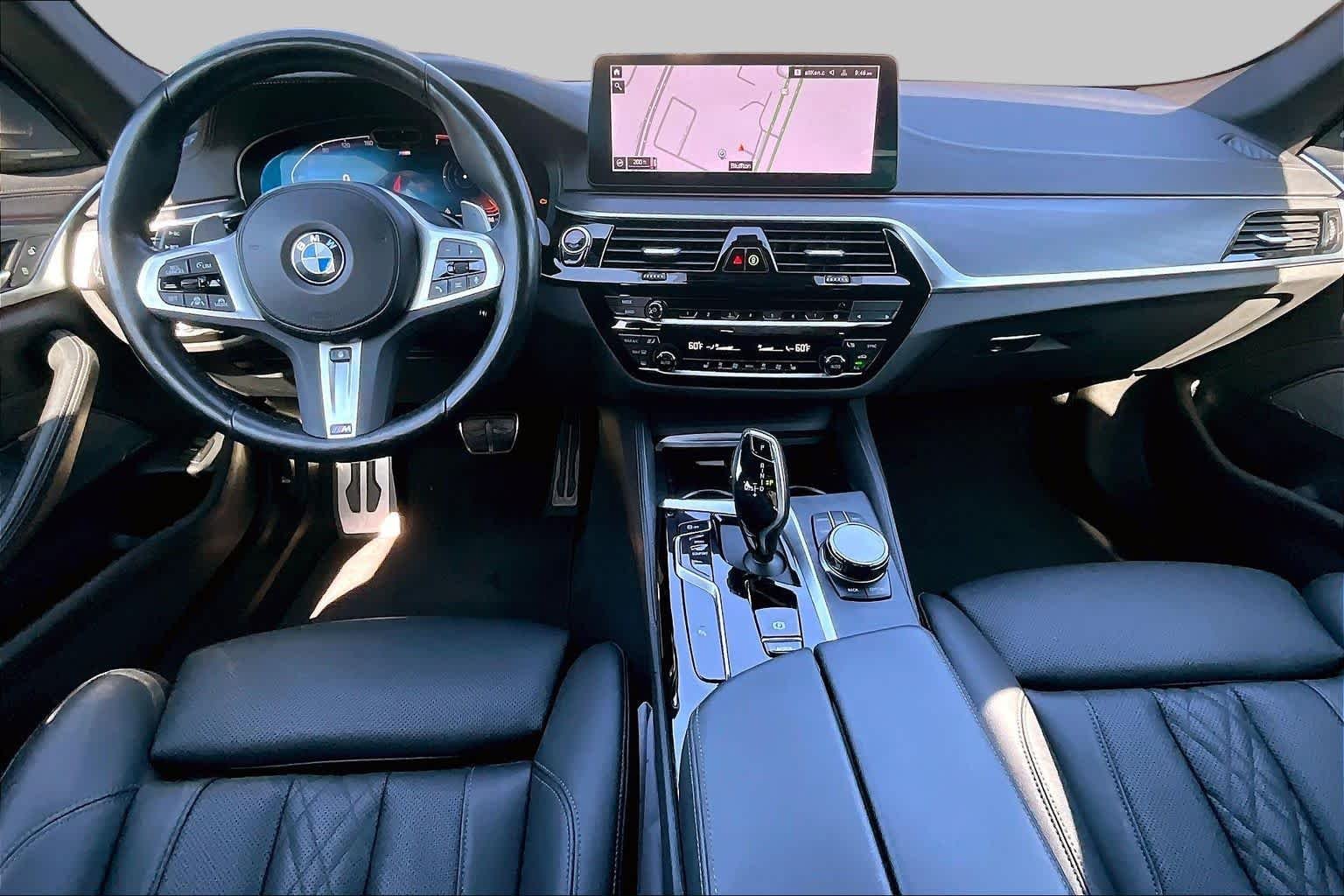 Used 2022 Black Sapphire Metallic BMW 530i image 15