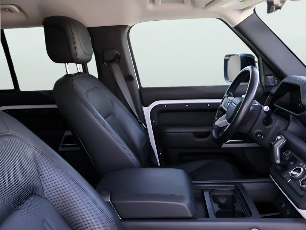 Used 2020 Fuji White Land Rover HSE image 8