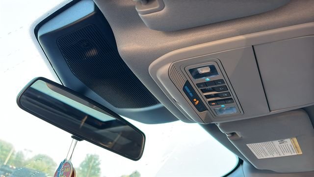 Used 2022 Agate Black Metallic Ford XLT image 21