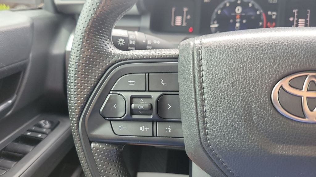 2024 Toyota Tacoma SR5 - Photo 20