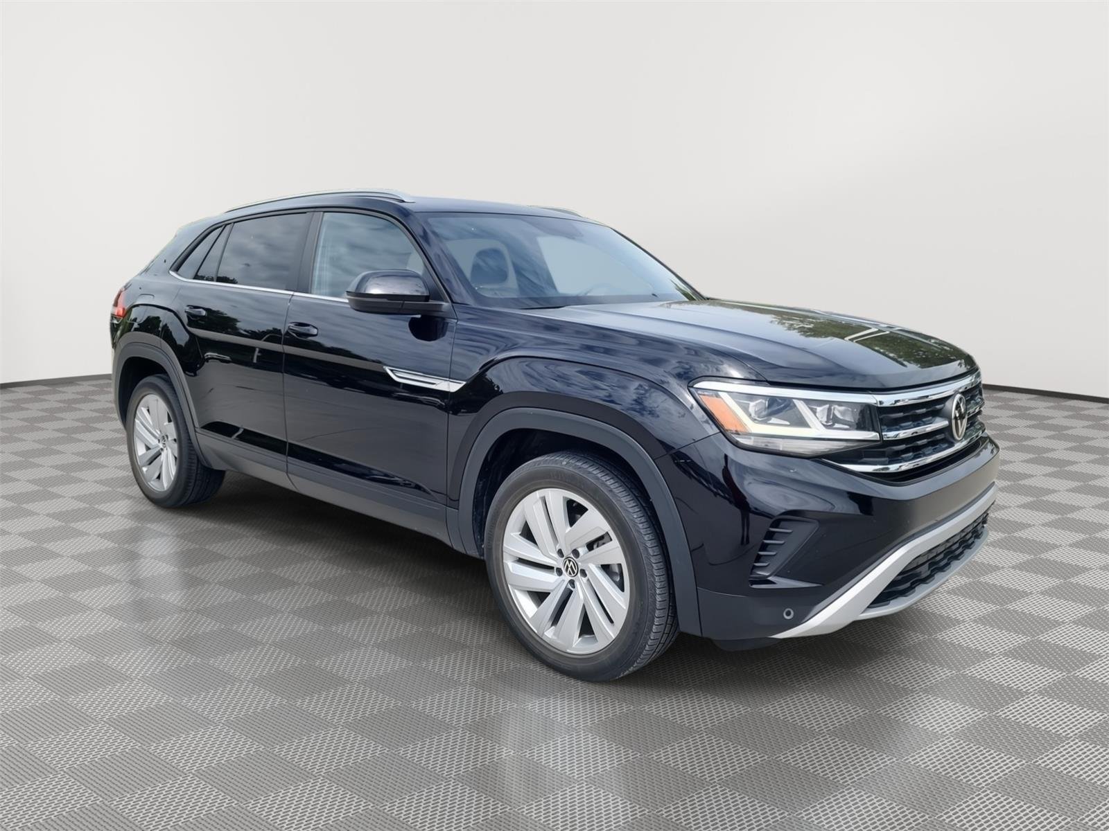2021 Volkswagen Atlas Cross Sport 3.6L V6 SE w/Tech 4MOTION's photo