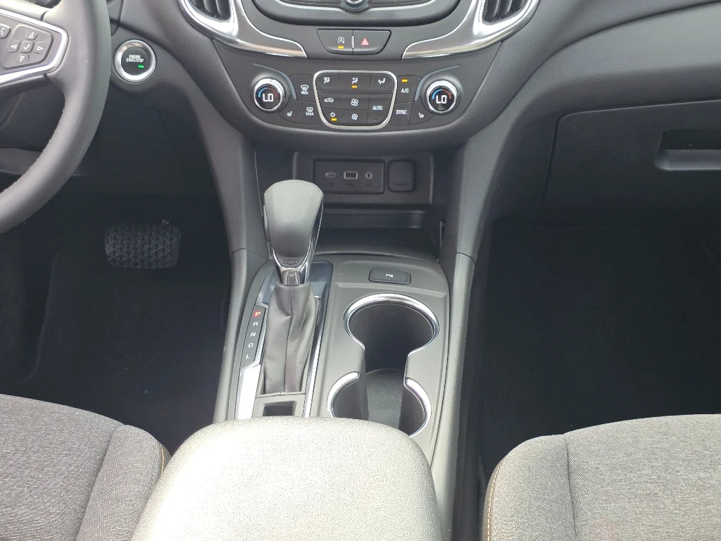 Used 2024 Lakeshore Blue Metallic Chevrolet LT image 25