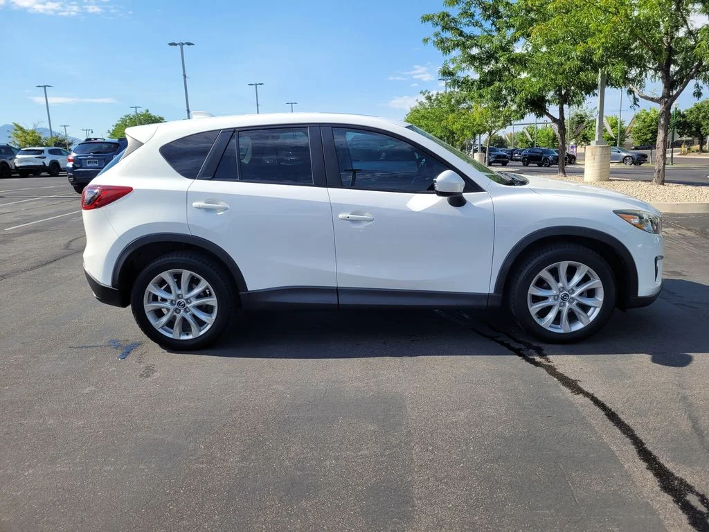 Used 2013 White Mazda Grand Touring image 18