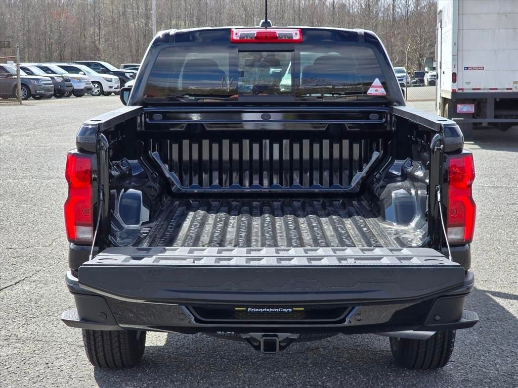 New 2026 Black Chevrolet LT image 37