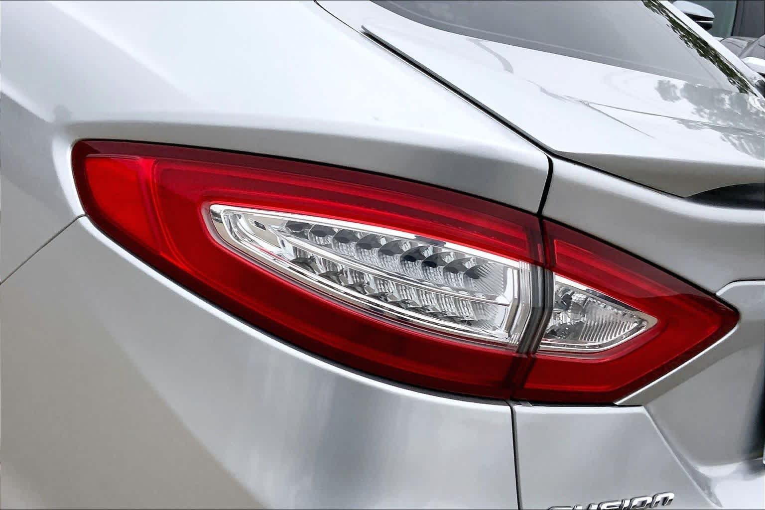 Used 2014 Ingot Silver Metallic Ford Titanium image 28