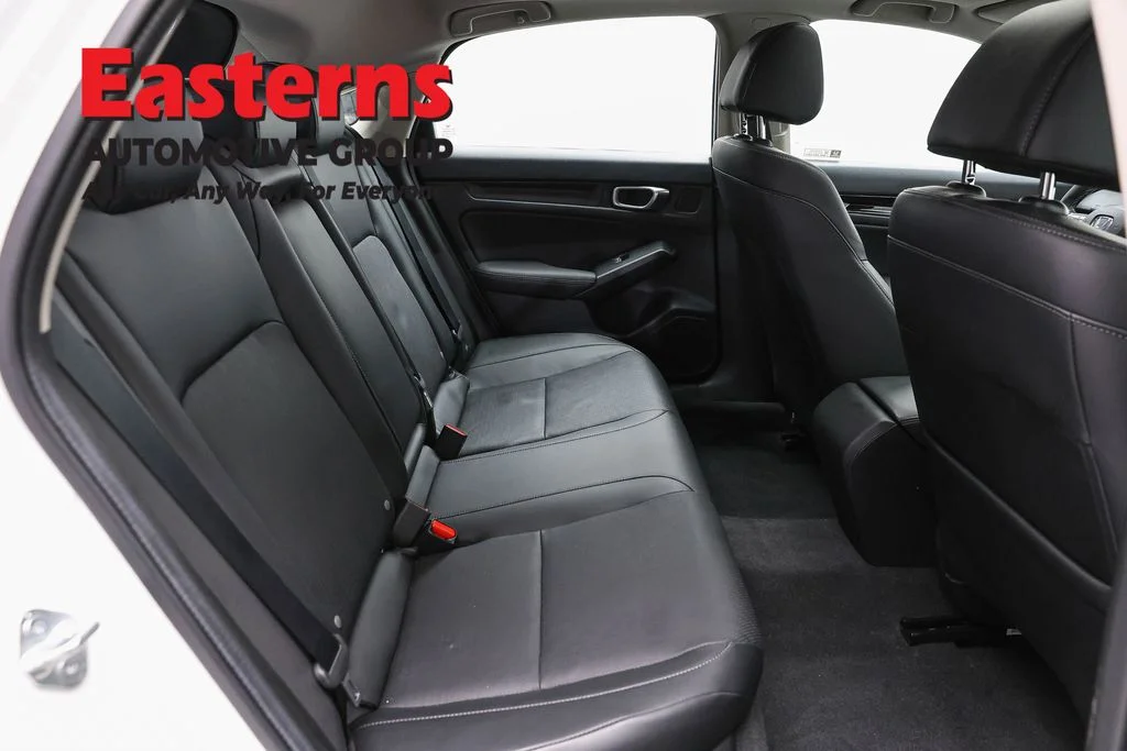 Used 2023 White Honda EX-L image 23