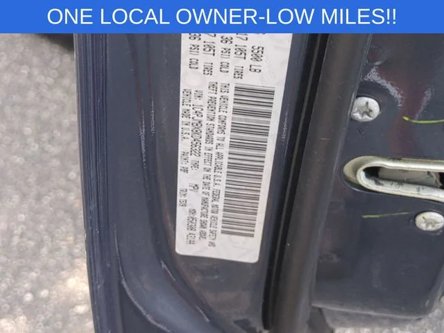 Used 2019 Blue Jeep Trailhawk image 38