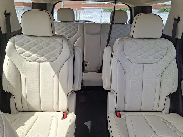 Used 2020 Red Hyundai Limited image 19